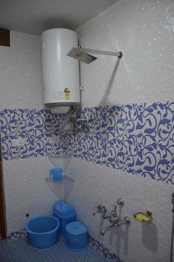 Srīnagar Mir Manzil Bed & Breakfast エクステリア 写真