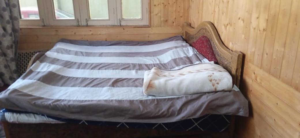 Srīnagar Mir Manzil Bed & Breakfast エクステリア 写真